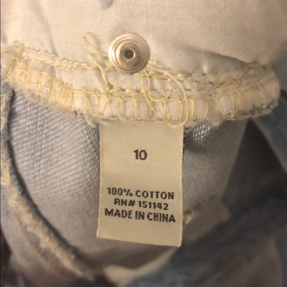 OG Charlotte Russe • ripped jeans - Picture 5 of 5